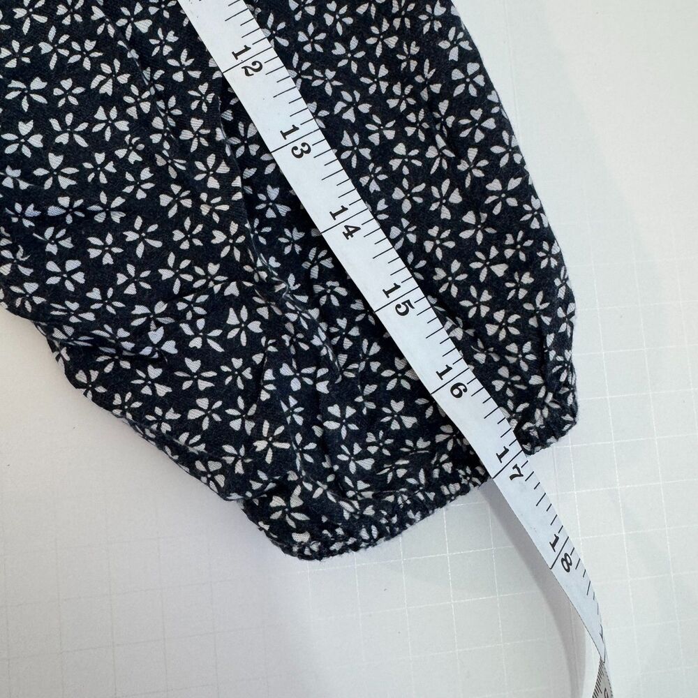 Brandy Melville Women OS Navy Floral Off Shoulder Long Sleeves Elastic Trim Top - Picture 4 of 8